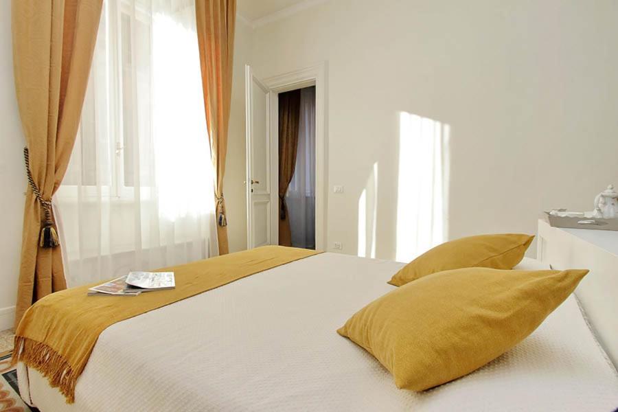 Elegant Apartment In The Heart Of Rome-Navona Area Exterior foto