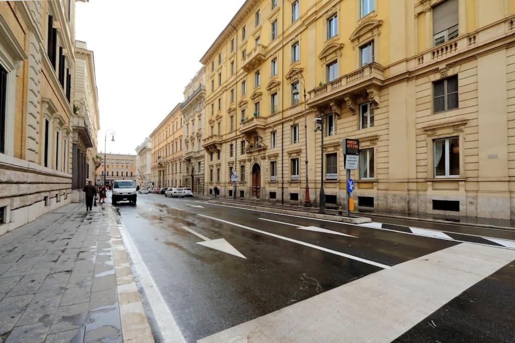 Elegant Apartment In The Heart Of Rome-Navona Area Exterior foto